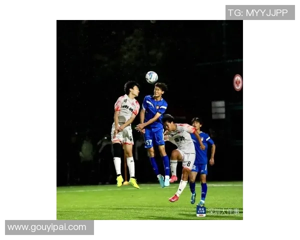 深圳足球队在足球配合排行榜中荣登第8名展现团队实力与默契 深圳足球队在足球配合排行榜中荣登第8名展现团队实力与默契